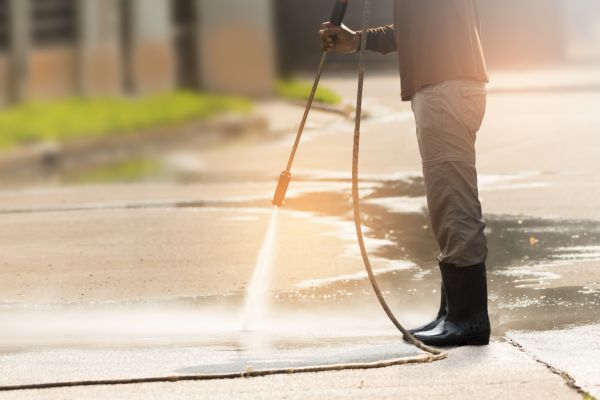 Residential Concrete Cleaning in Modesto