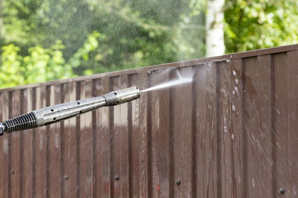 Vinyl Fence Cleaning in Modesto