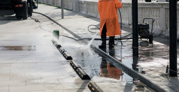 Parking Lot Pressure Washing in Modesto