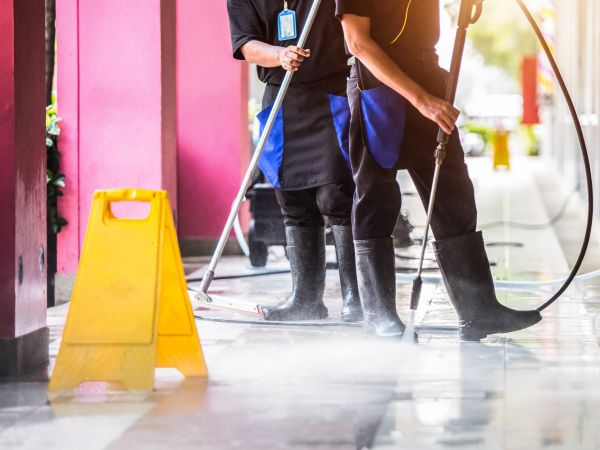 Commercial Power Washing in Modesto