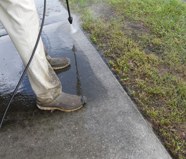 Concrete Slab Powerwashing in Modesto
